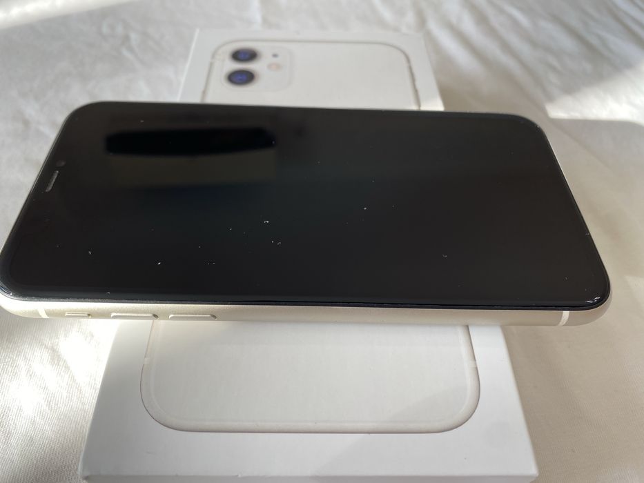 Продается IPhone 11 128гб