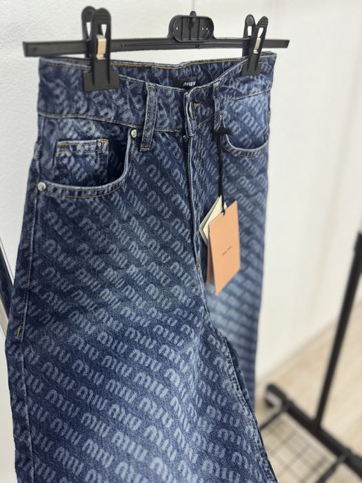 Луксозни дамски дънки