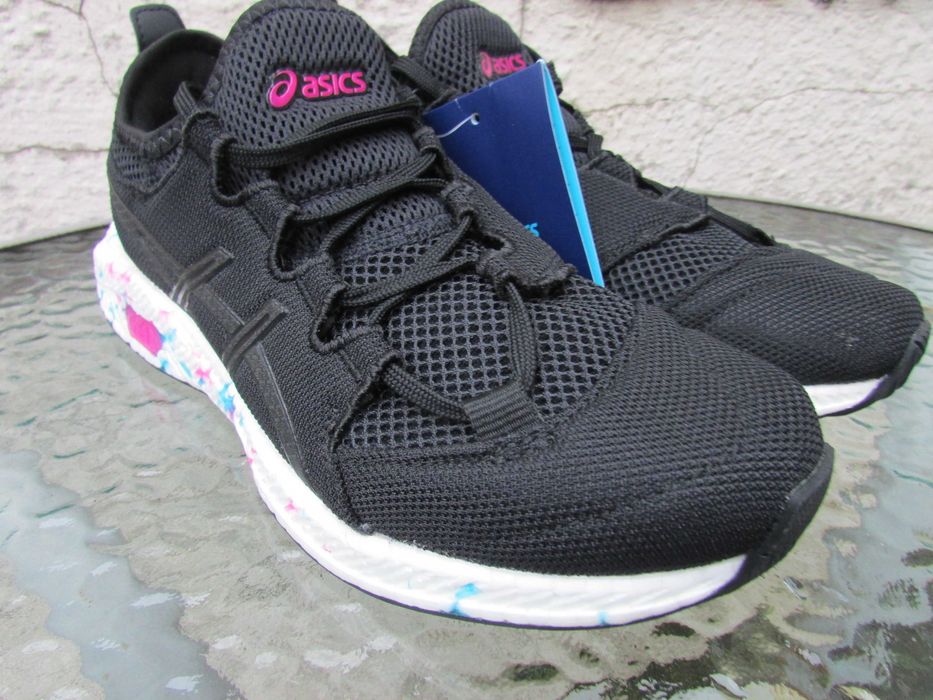 Дамски маратонки за бягане ASICS Hyper Gel-Sai