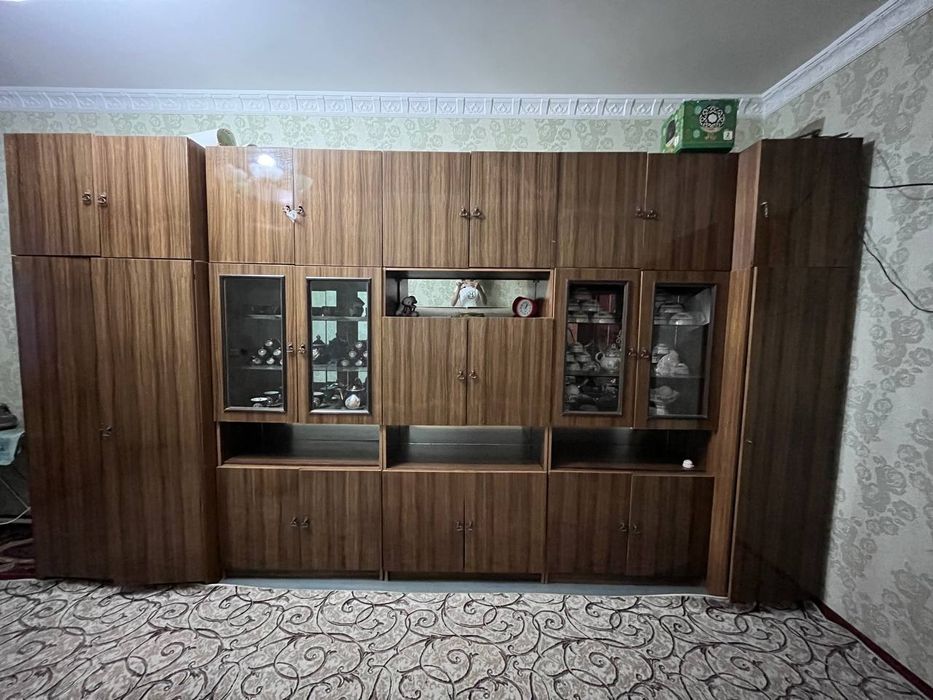 Mebel sotiladi yaxshi holatda