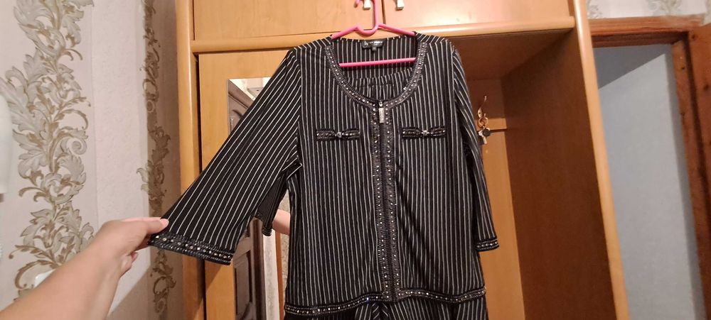 Костюм двойка . ТУРЦИЯ.