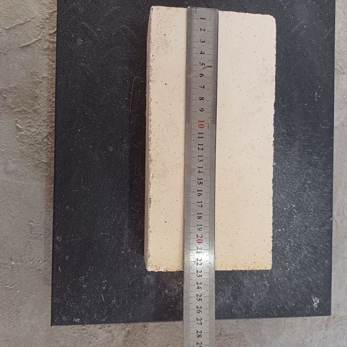 Кирпич  огнеупорный ШБ-5 высокого качество цена 15000сум за 1шт.