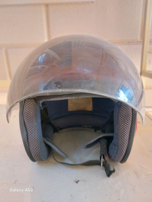 Продаю шлем  для мопеда