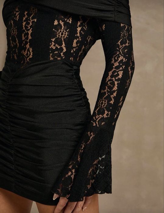 Секси черна къса рокля