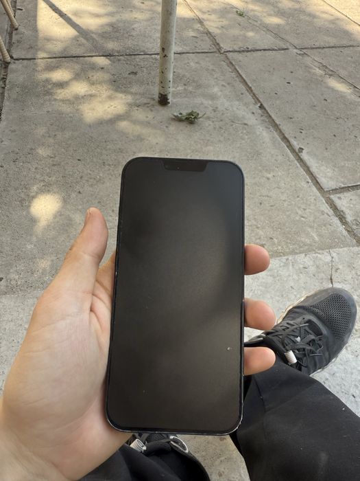 iPhone 13  80емкость