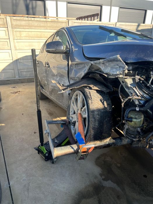 Vând Volvo V60, hybrid, 2.4