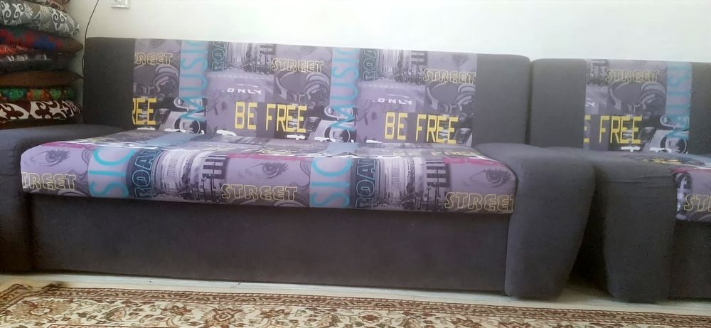 Продам диван с креслом