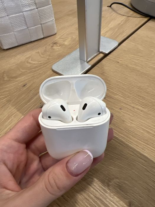 Слушалки AirPods 2