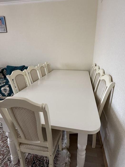 Стол с стулями 12 стулия