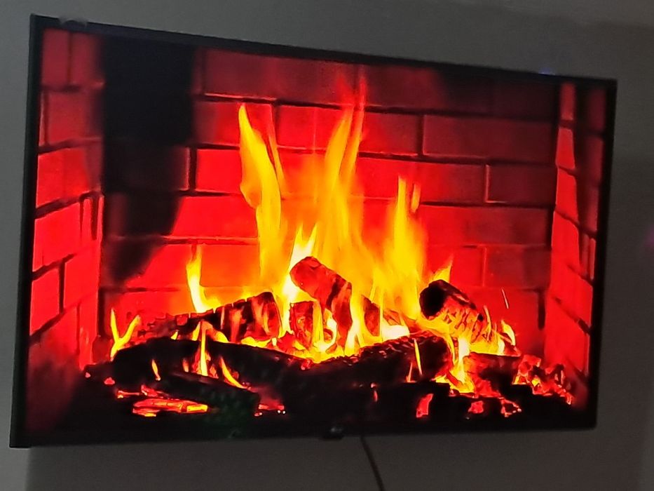 5мкр, клиника Айгерим, ,  дет.тов,