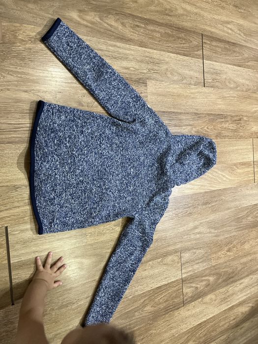 Осенняя вязанная курточка на мальчика 4-6 лет