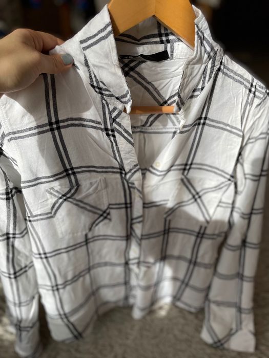 Елегантна риза за офис