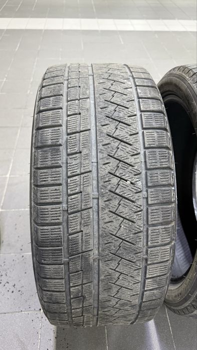 Зимние шины Triangle 245/40R19