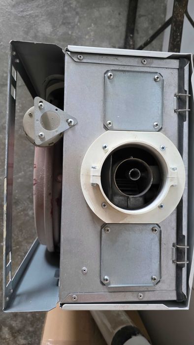 Centrală termică Bosch Gas 3000W 24kW