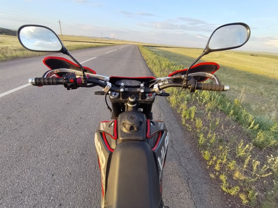 Продам эндуро 300 кубов