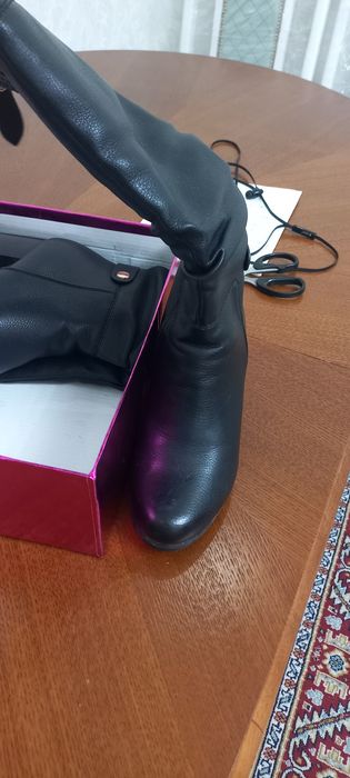 Продам сапоги женские