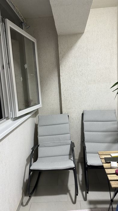 Scaun balansoar pentru balcon/terasa