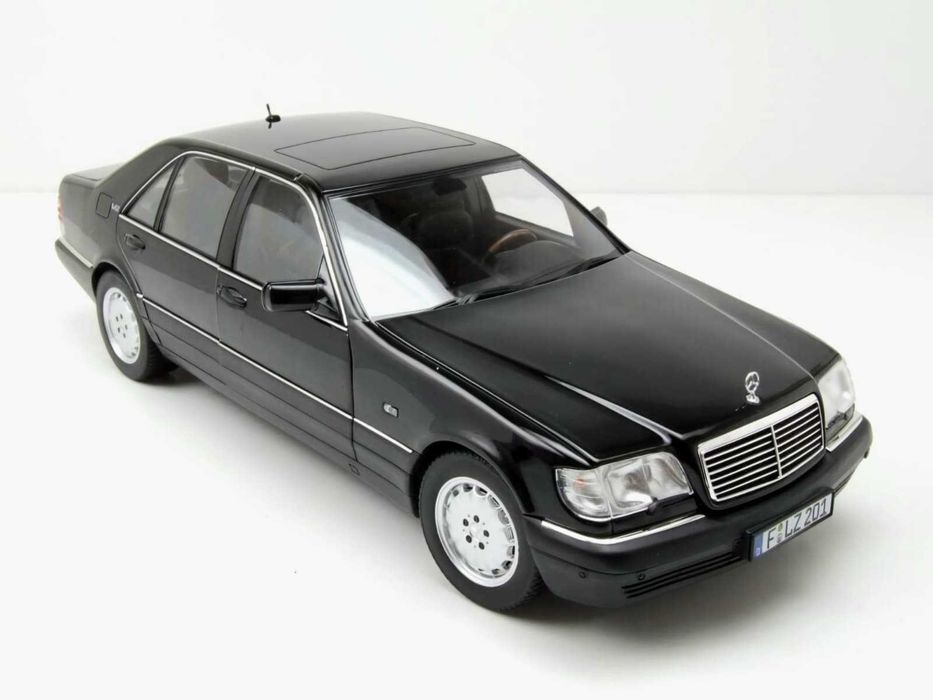 Macheta Mercedes-Benz S600 (W140) 1:18 Norev