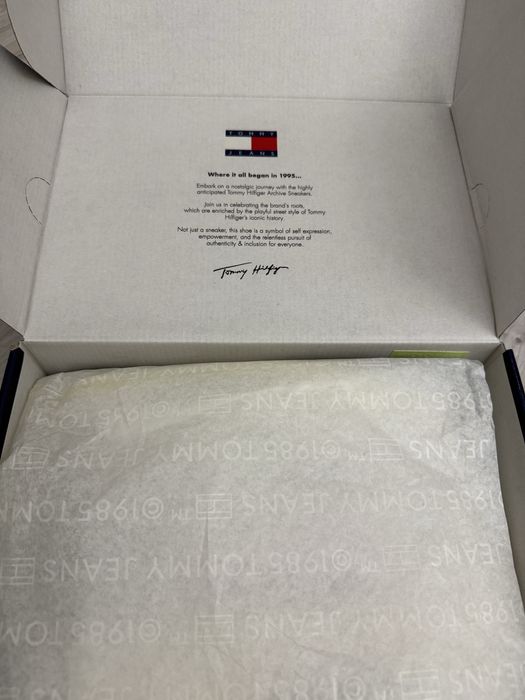 Кроссовки Tommy Hilfiger