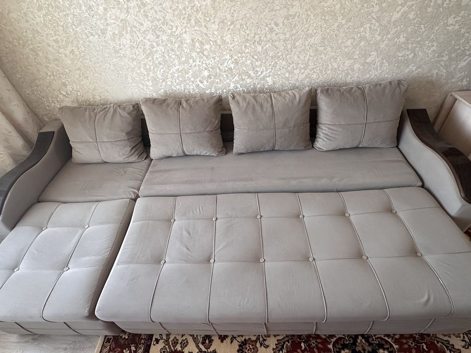 Продам угловой диван