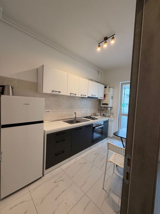 Garsoniera de inchiriat in Militari Residence