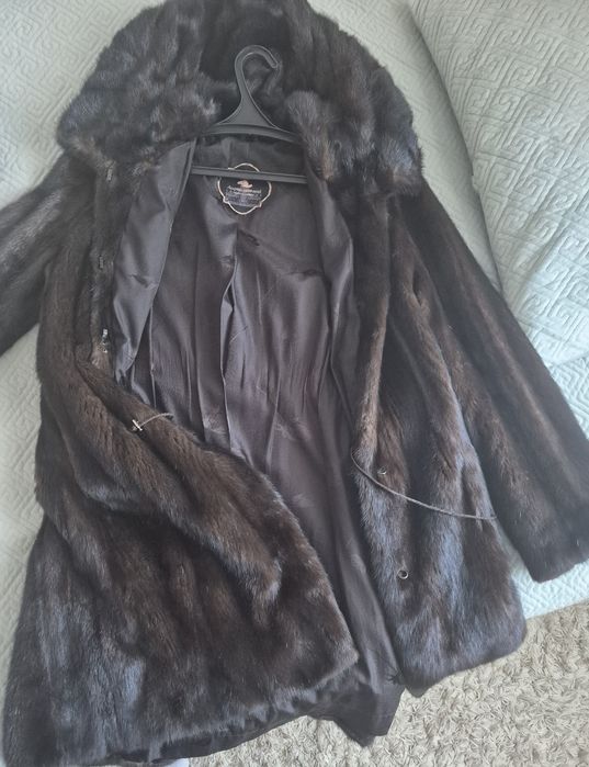Продам норковую шубу