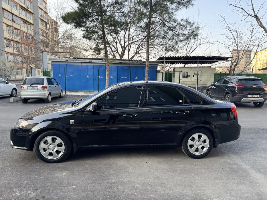 Gentra 3-Poz AT Qora Full 2023 Gen Bor Srochna!!