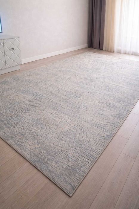 Продается ковер, размеров 2/5