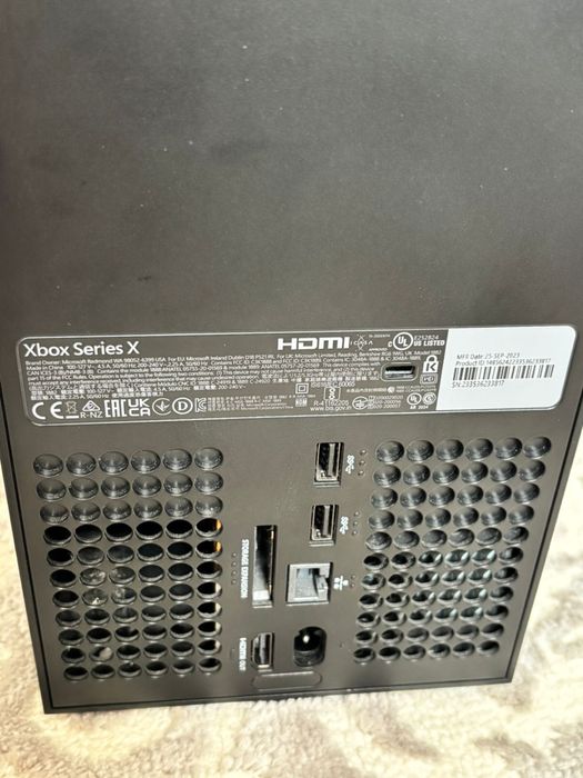 Продам Xbox x 1 TB