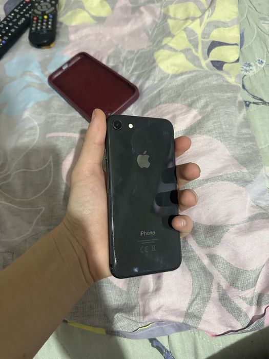iPhone 8 продается