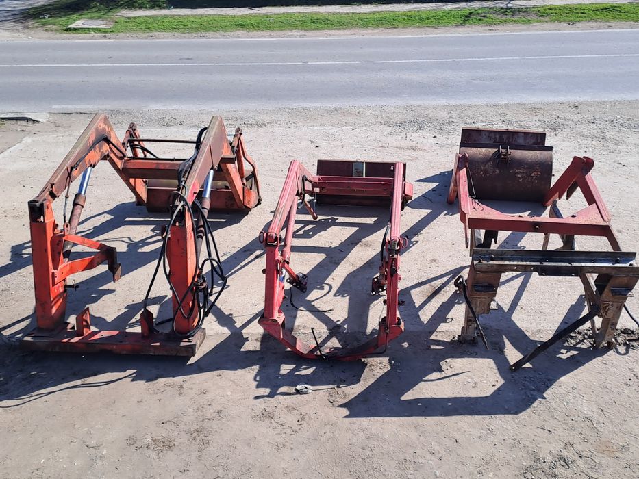 Incarcator frontal pentru tractor