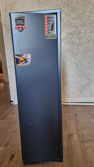 Сейф металлическая