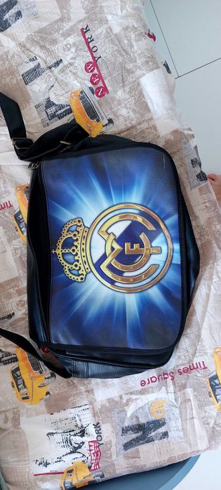 Чанта с дълга дръжка