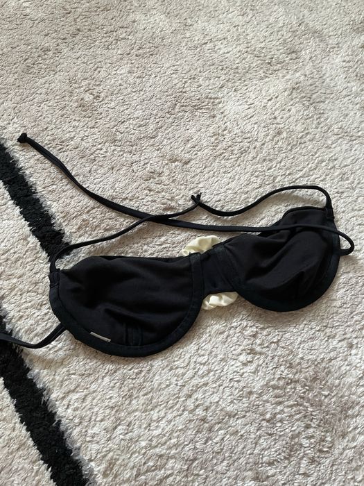 Sutien costum de baie