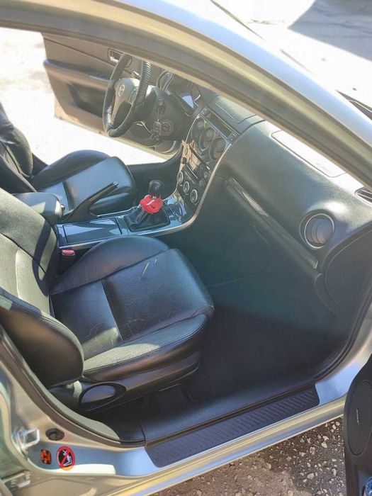 Автомобил Mazda 6