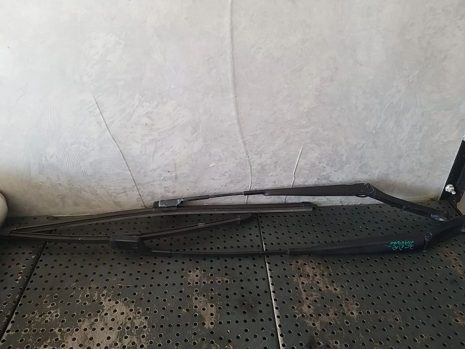 Set brate stergator parbriz vw passat b6 3c 3c1955409c 3c1955410b