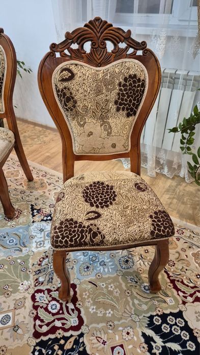 Стулья для гостиной