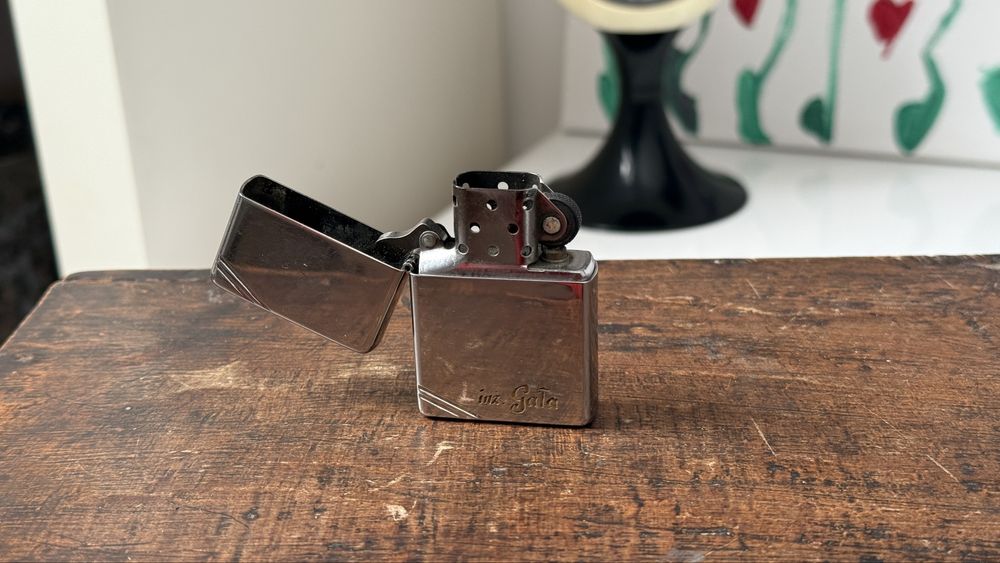 Bricheta Zippo j 12 pat2032695 originala