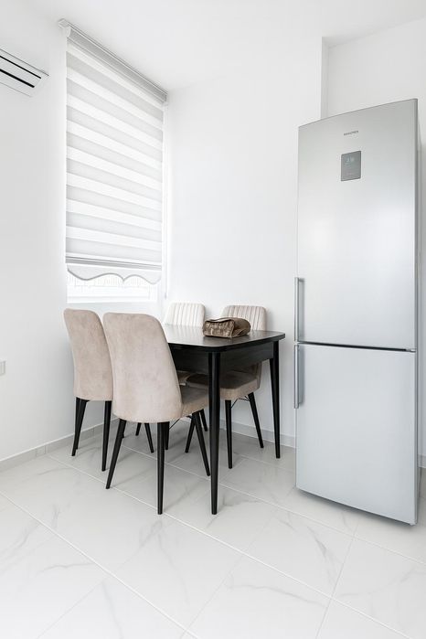 Дава се под наем Тристаен апартамент в Пловдив, Кючук Париж - 92 кв.м за 510 € - Снимка #1