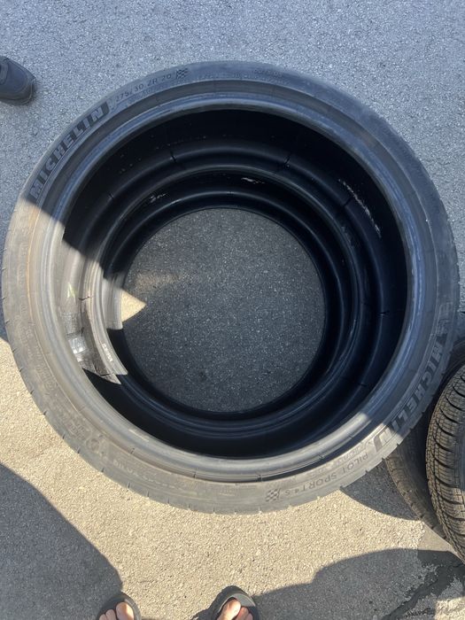 Michelin pilot 4s 275/30/20