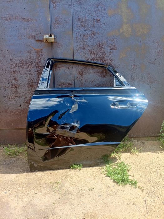 Продам дверь хёндай соната