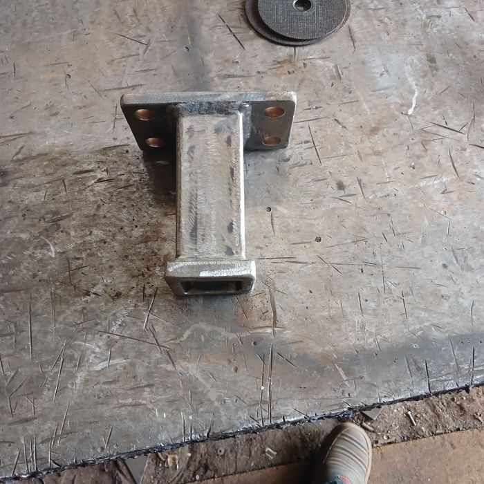 Фаркоп на Танк 300