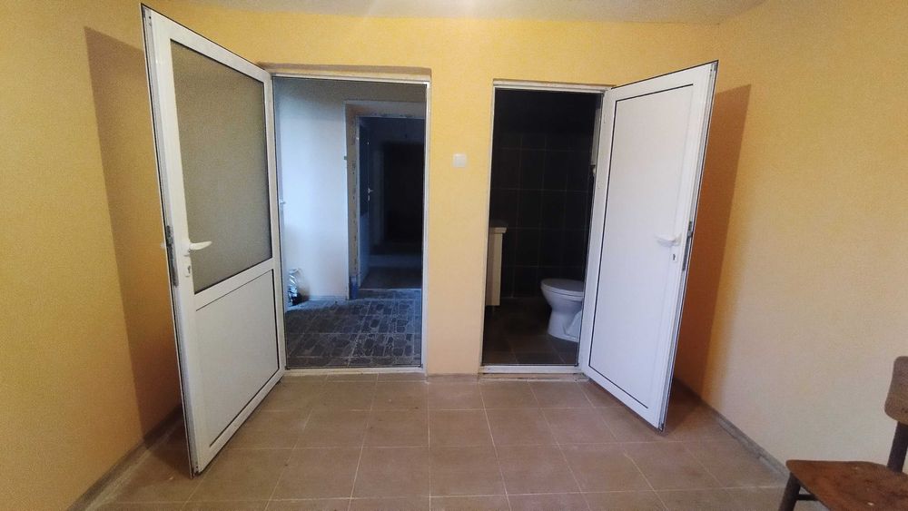 Дава се под наем Къща в с. Косарка, Област Габрово - 137 кв.м за 61200 € - Снимка #7