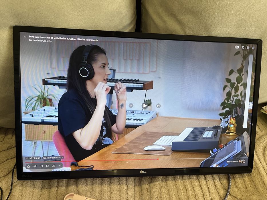 Монитор LG 24 инча IPS 60hz 1080 p