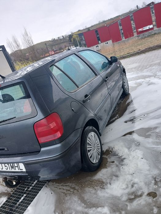 Vând masina 1. 4 Benzina sau schimb