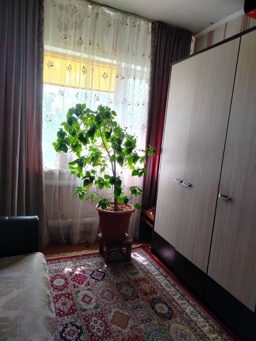 Продам дом в полтора уровня.