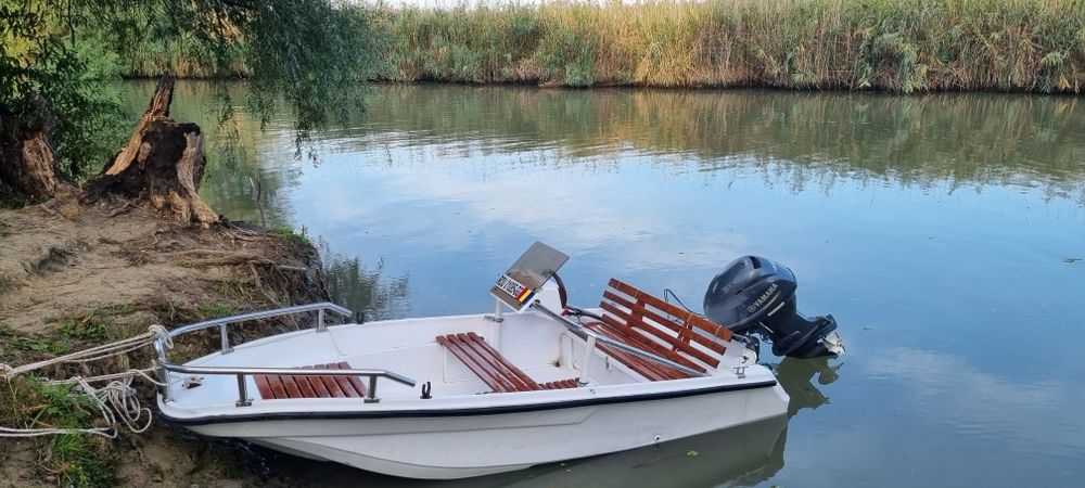 Barcă Rio 380 cu motor Yamaha 40cp 2017