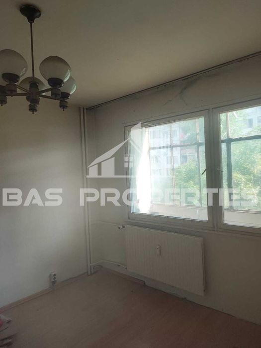 Продава се Двустаен апартамент в София, Света Троица - 65 кв.м за 2539 €/кв.м - Снимка #1