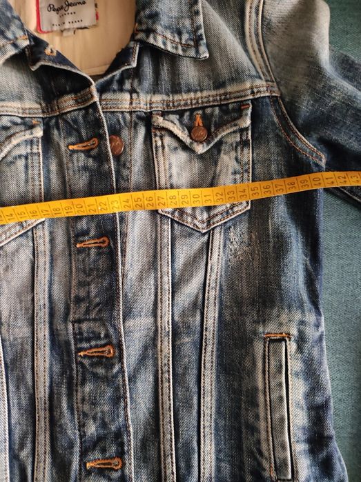 Джинсовая куртка размер S