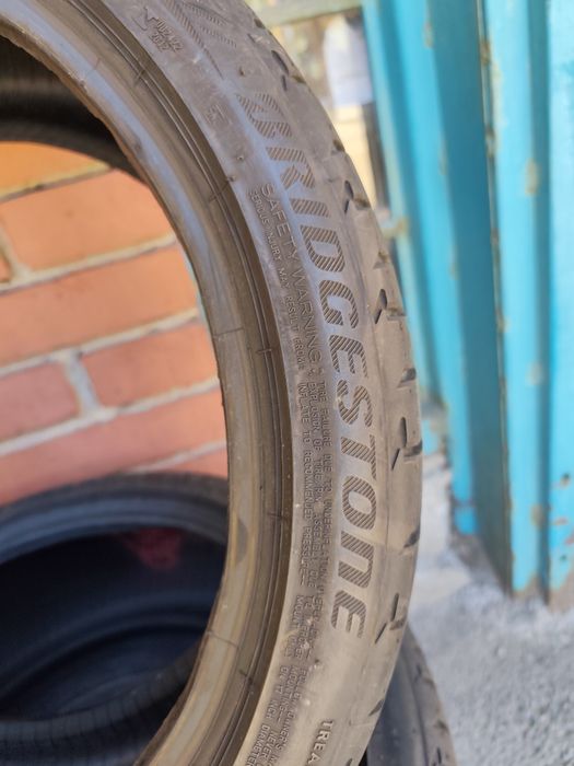 2бр. Летни гуми 215/40/17  Bridgestone